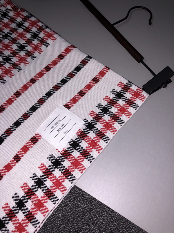 ブランドハーフパンツ側面デザイン